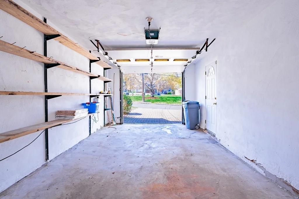 Photo of 12 Longmeadow Rd