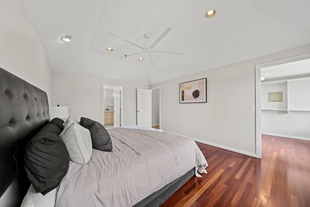 Photo of 23 Carle Dr