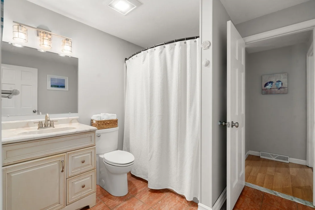 Photo of 20 Wexford Dr