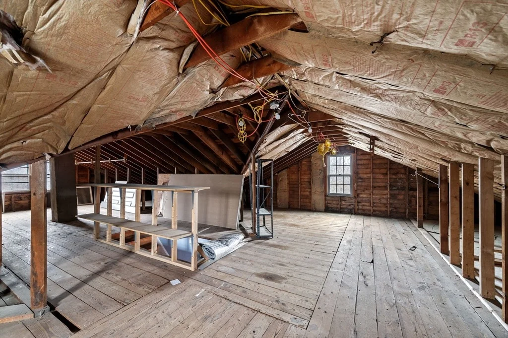 Photo of 504 Loring Ave