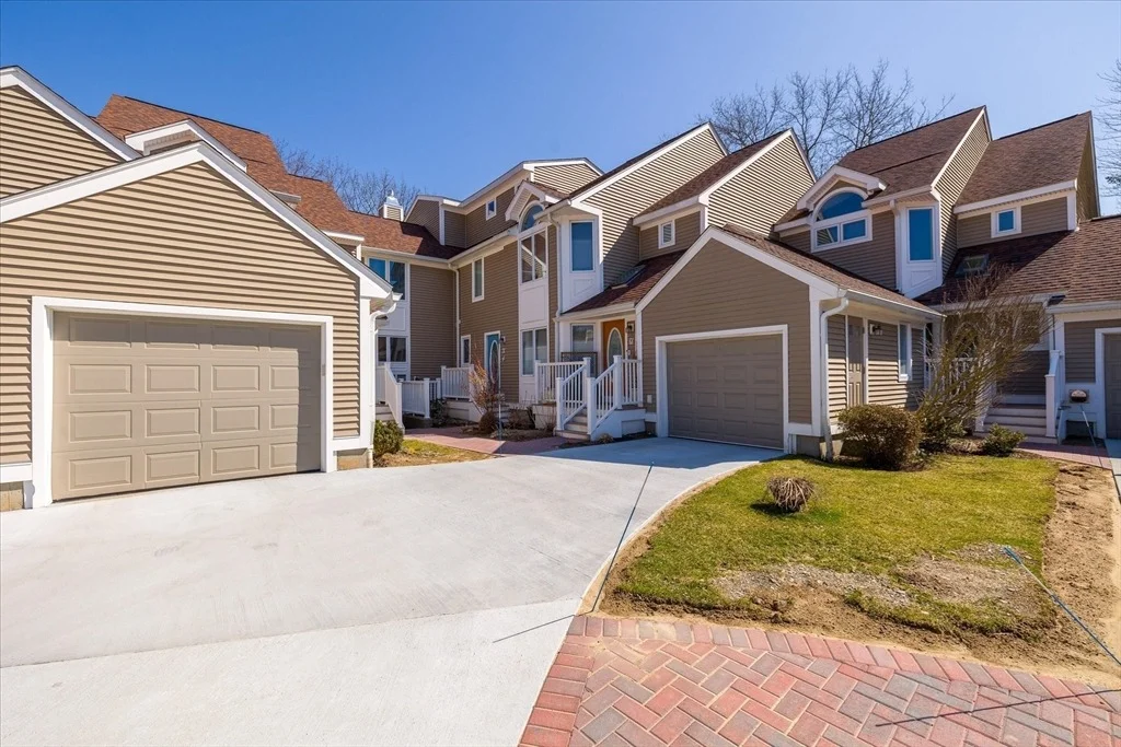 Photo of Unit 69 at 69 Pointe Rok Dr