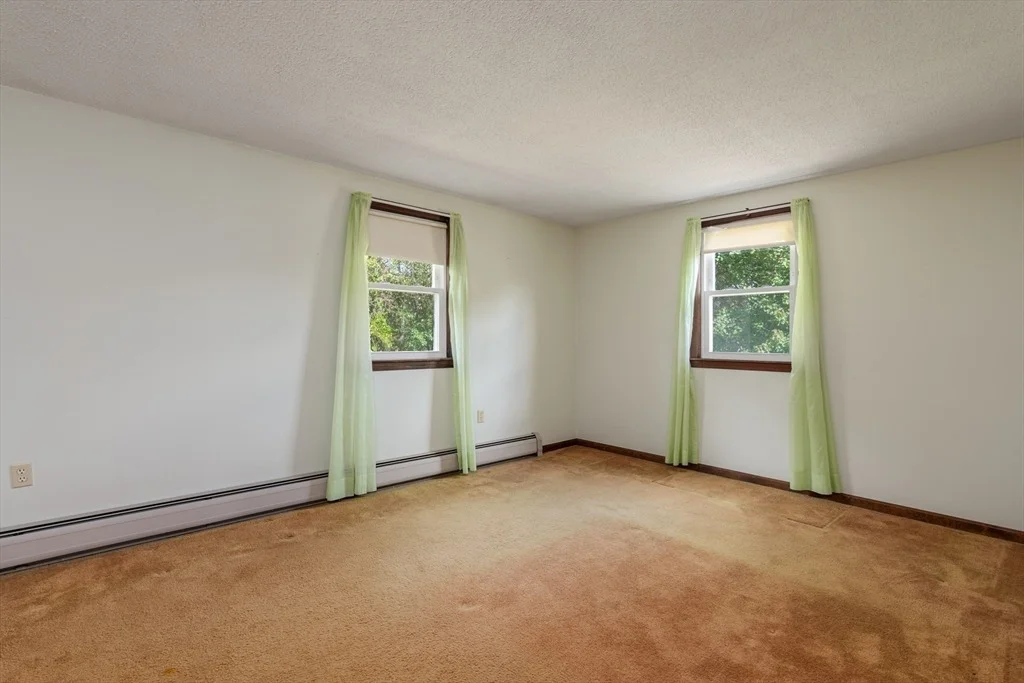 Photo of 131 Bridle Path Ln