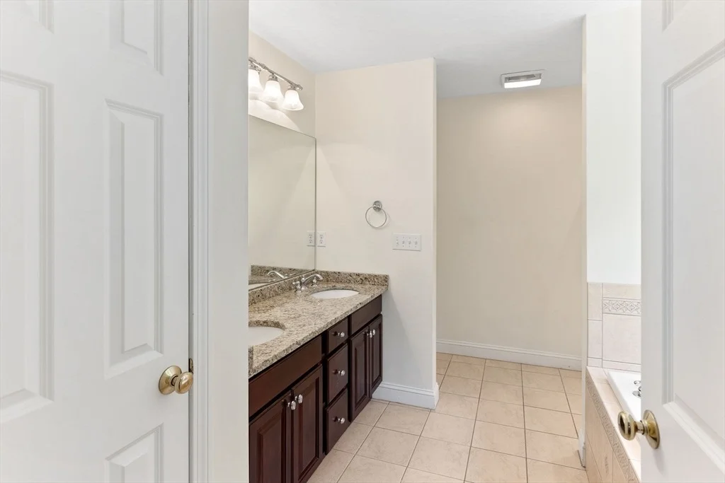 Photo of 79 Foxwood Lane