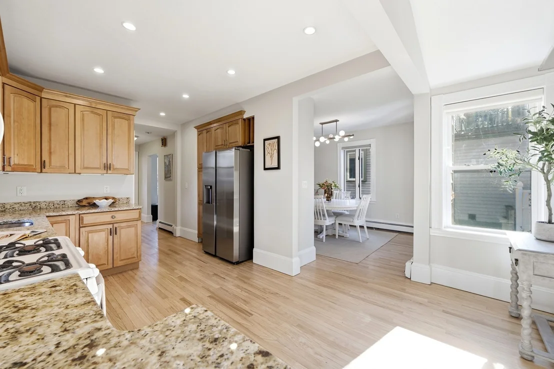 Photo of 12 Linden Pl