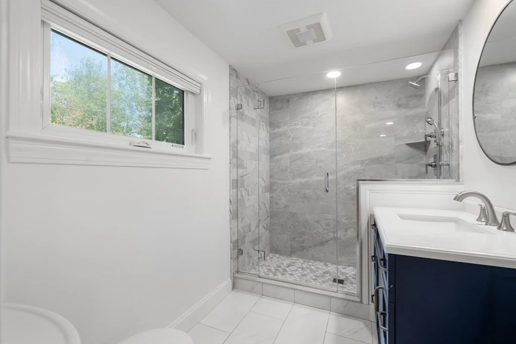 Photo of 14 Fuller Brook Ave