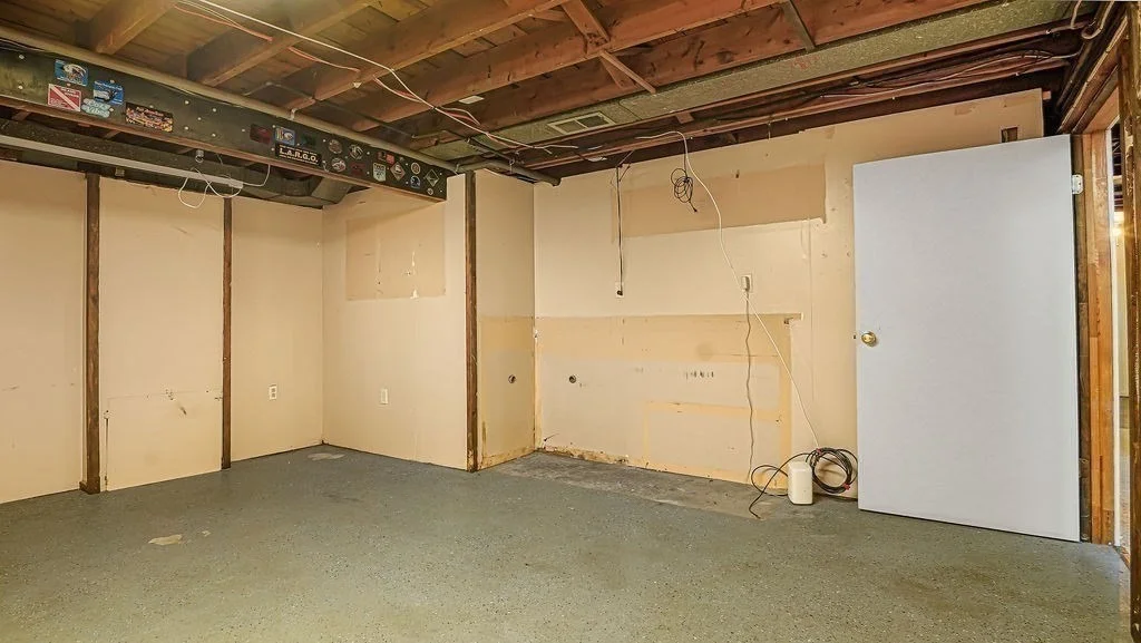 Photo of 128 W Canton Cir