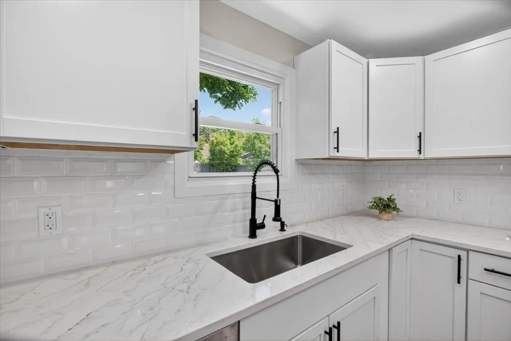 Photo of 163 Powell Avenue