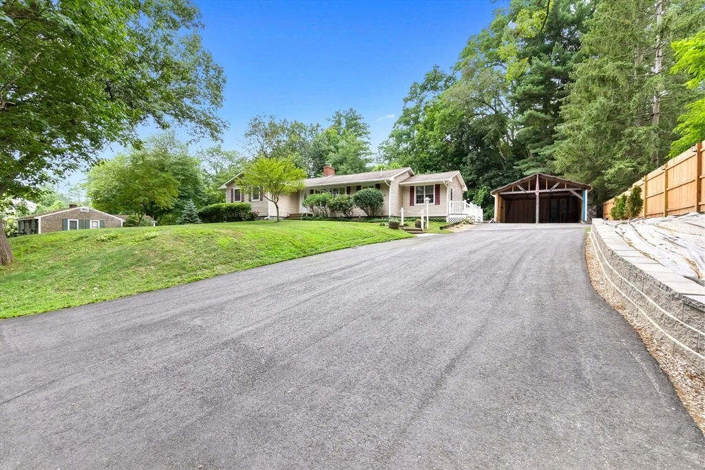 Photo of 55 Old Ferry Rd
