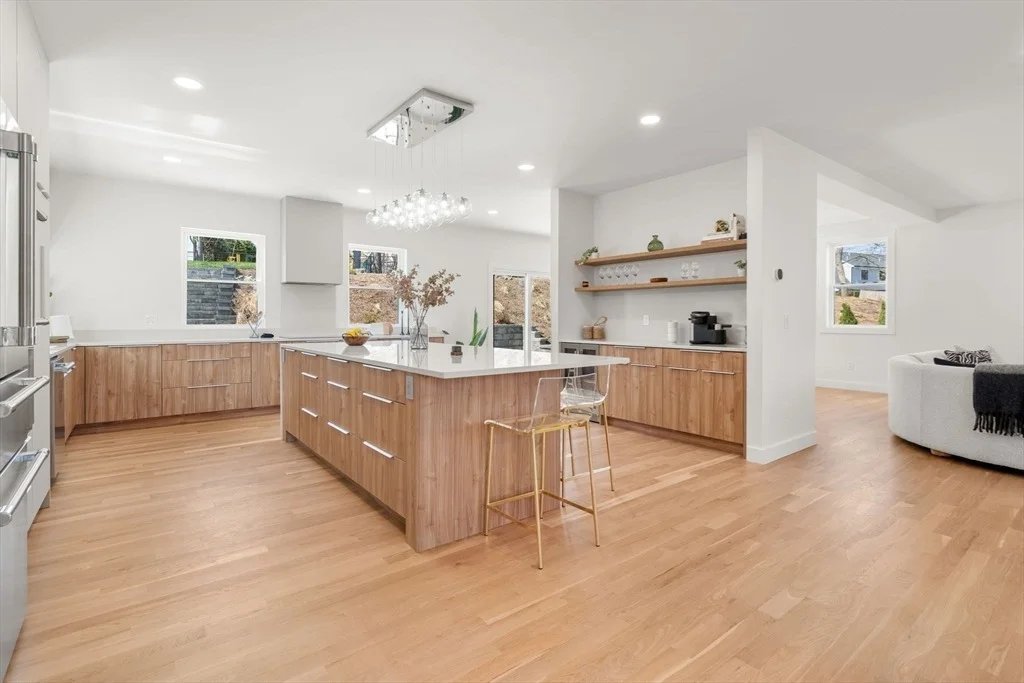 Photo of 100 Woodbine Circle