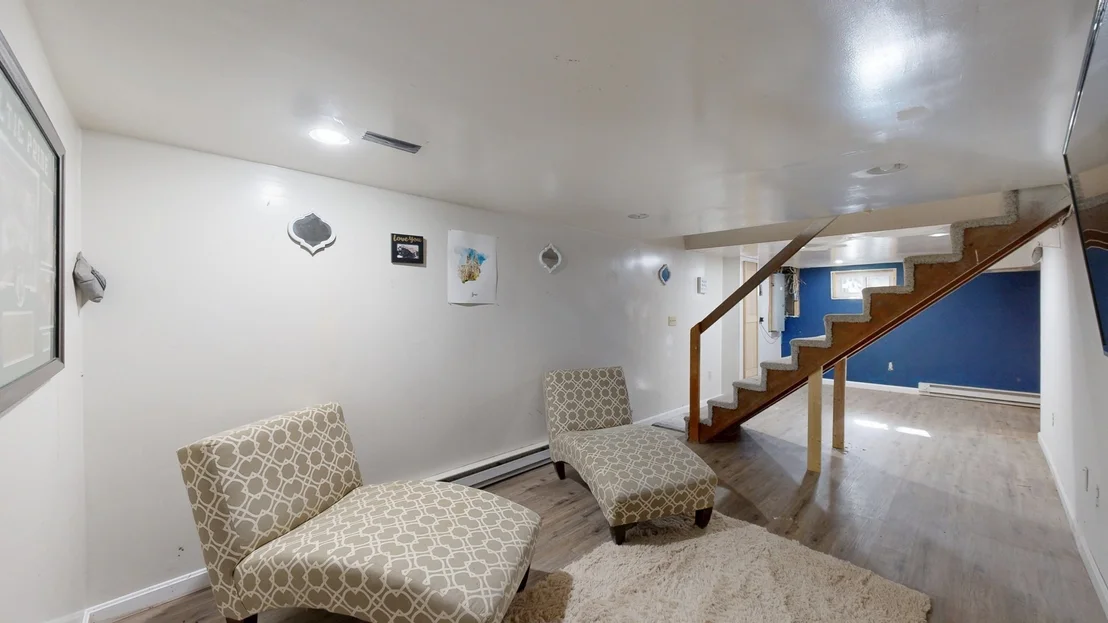Photo of 19 Fieldcrest Ter