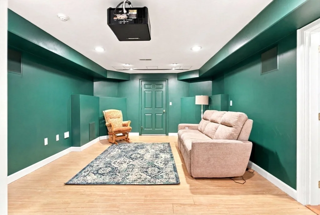 Photo of 3 Hazelwood Cir