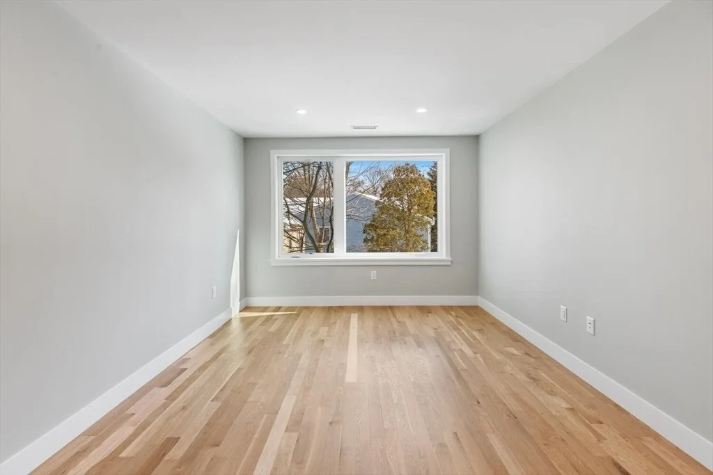 Photo of 12 Brandon St