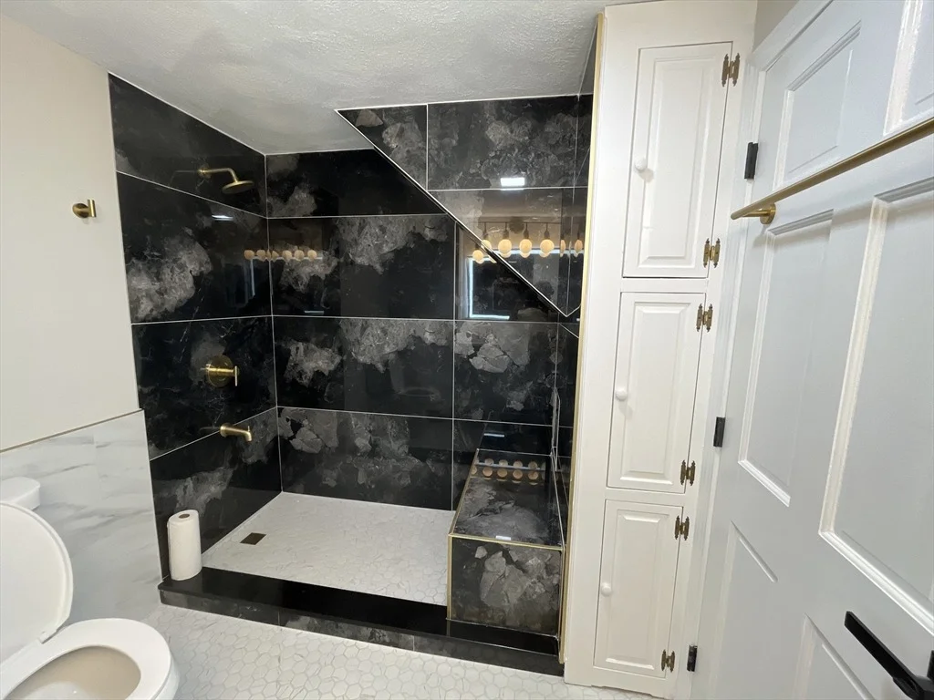 Photo of 33 Highview Rd