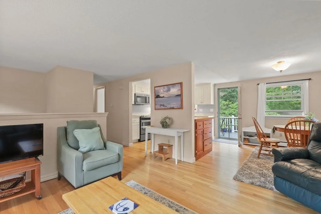 Photo of 566 County Rd