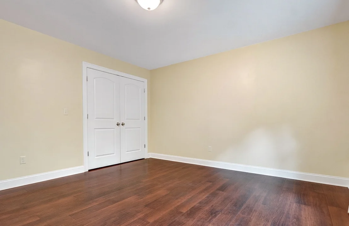 Photo of 4 Murray Hill Circle