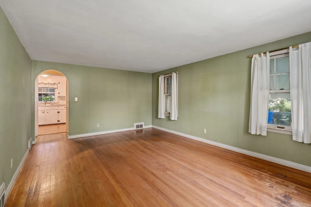 Photo of 69 Mohawk Dr