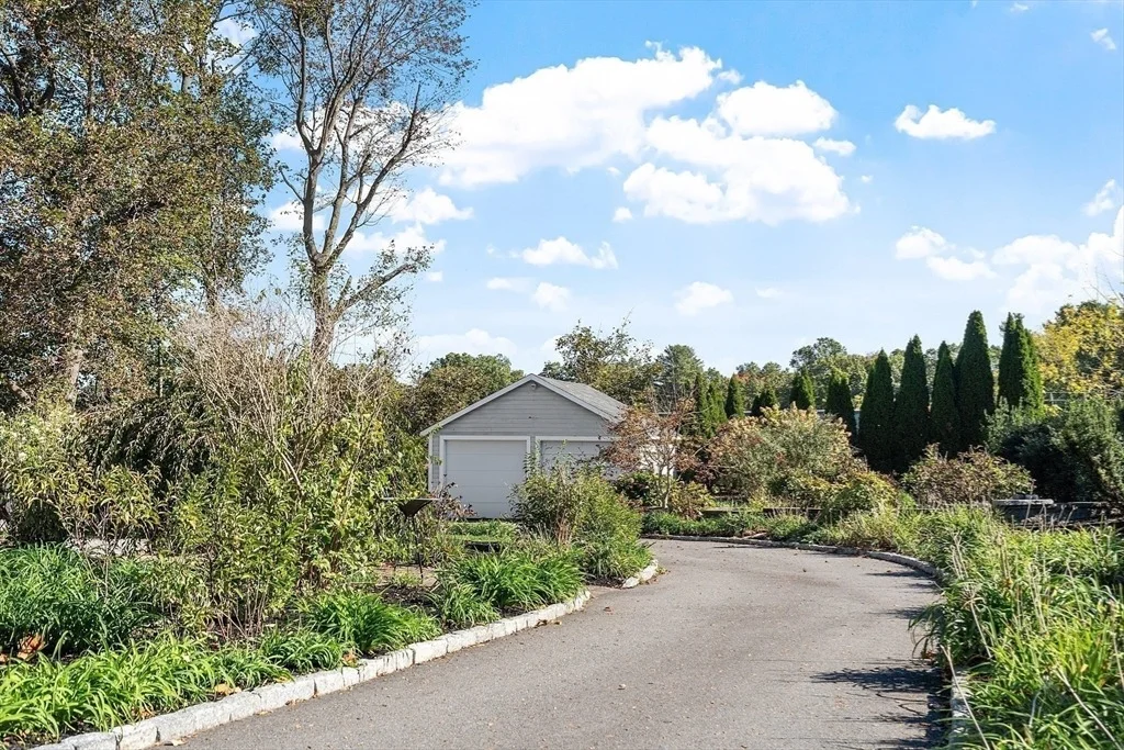 Photo of 25 Fairhaven Rd
