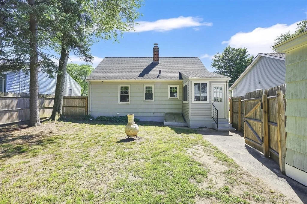 Photo of 267 Connecticut Ave