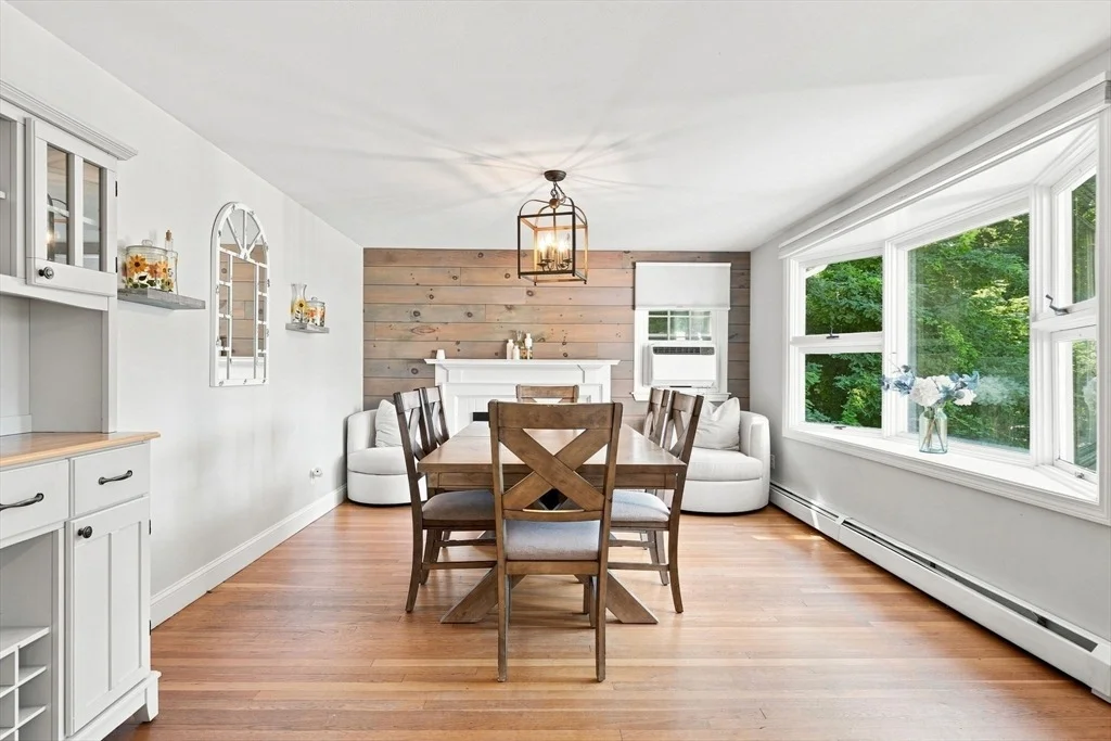 Photo of 19 Locust Rd