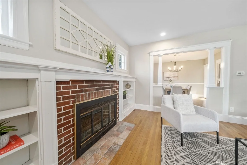 Photo of 86 Cabot Ave