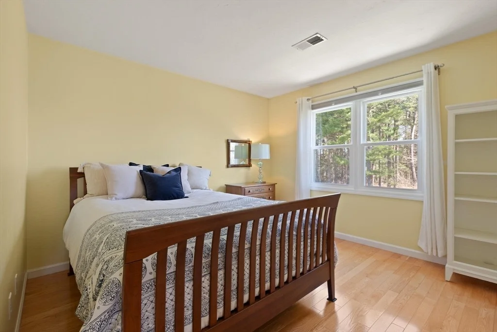 Photo of 20 Comstock Dr