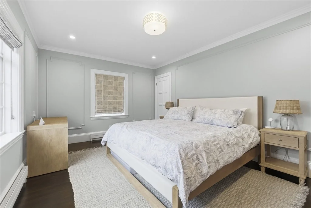 Photo of 98 Carlton St