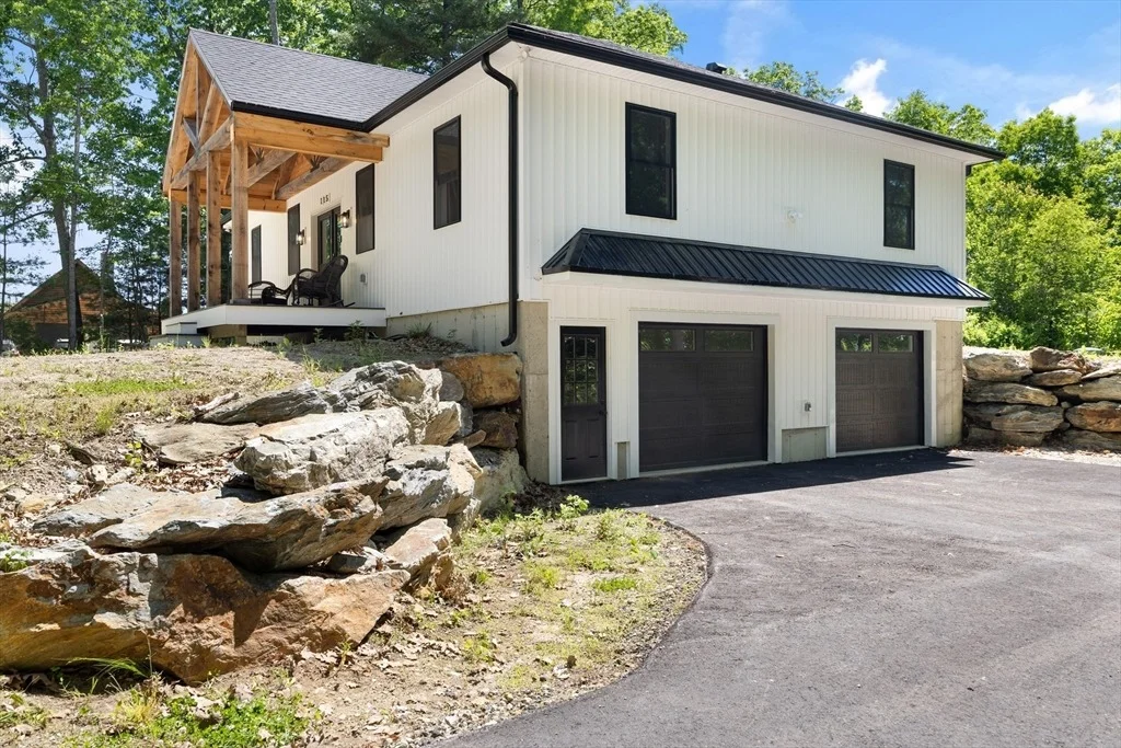 Photo of 115 Webster Road