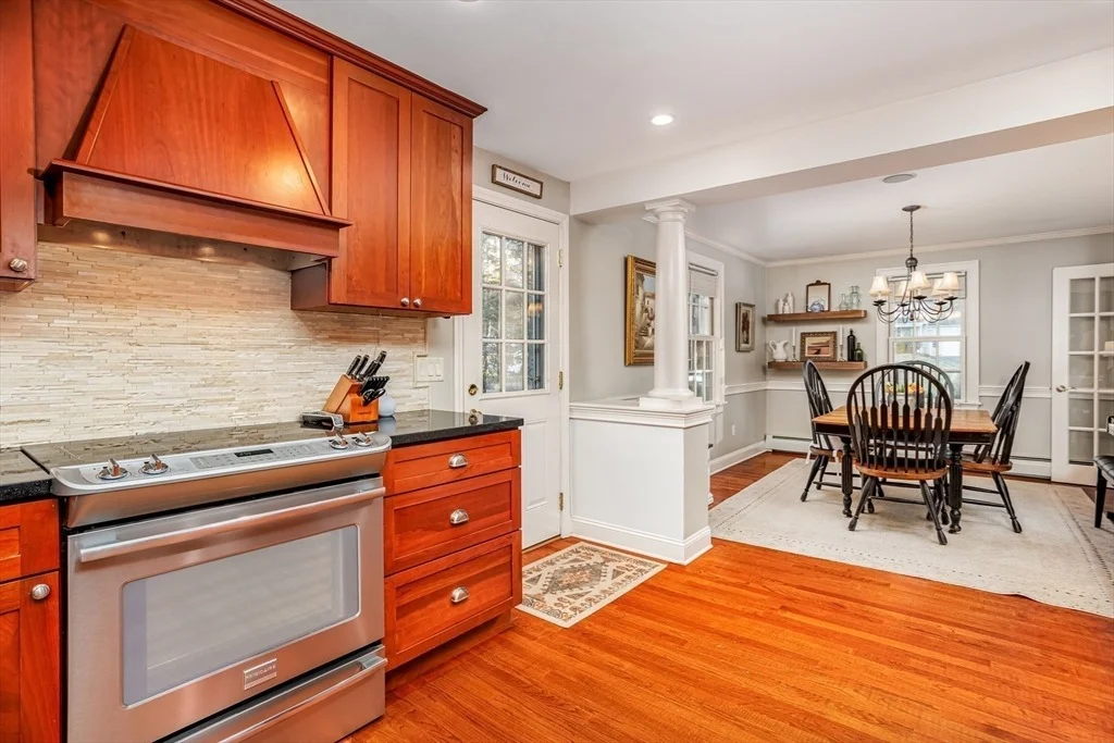 Photo of 238 Mill St Ext