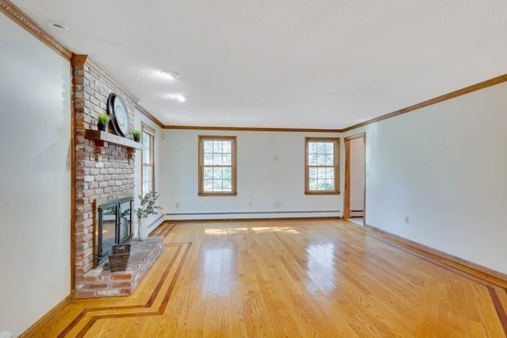 Photo of 360 Forest St