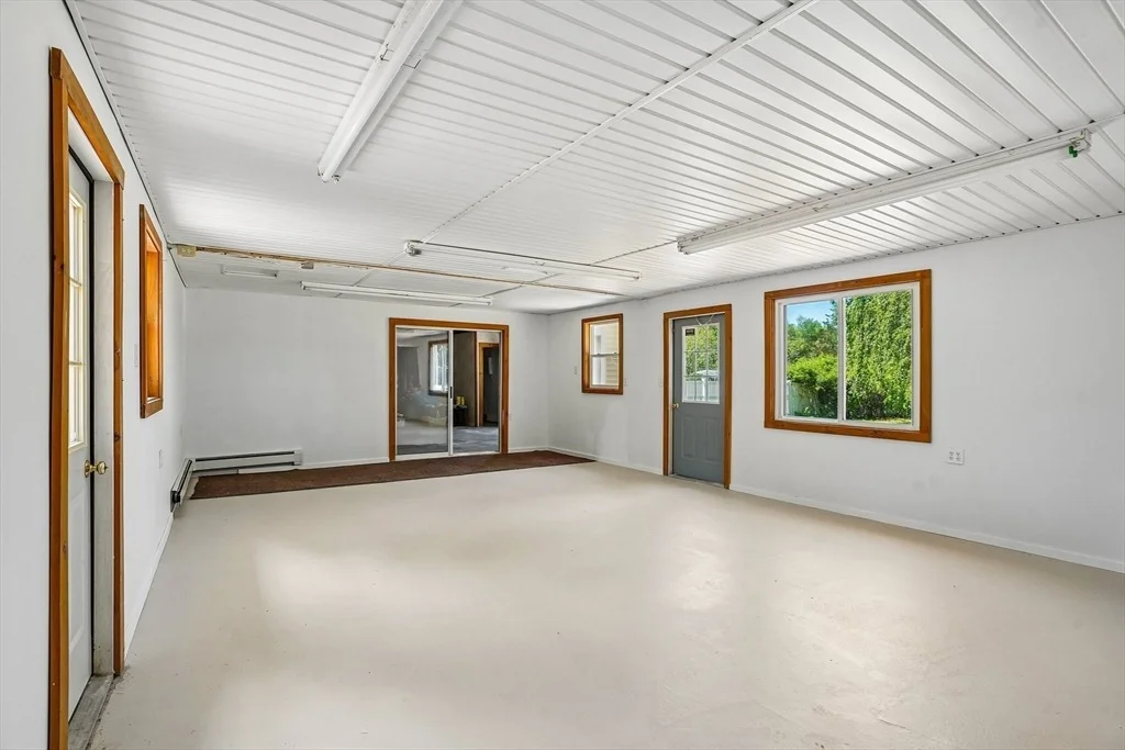 Photo of 1250 Pulaski Blvd