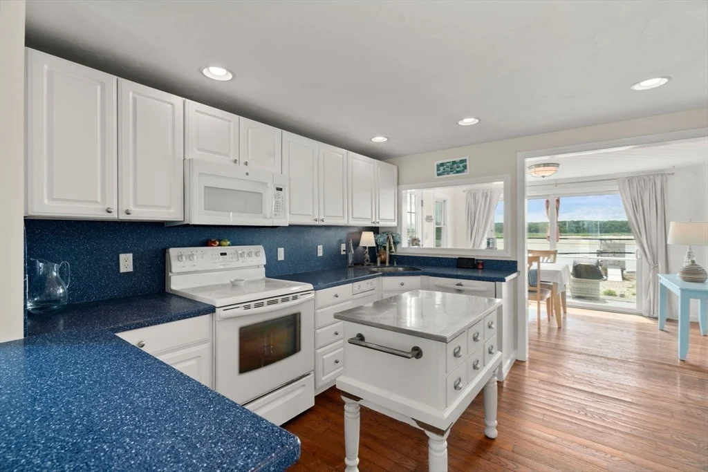 Photo of 238 Central Ave