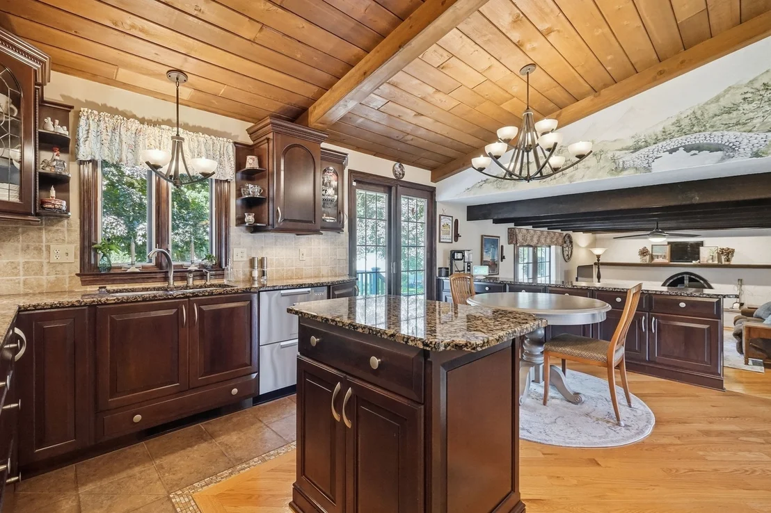 Photo of 105 Higher Brook Dr
