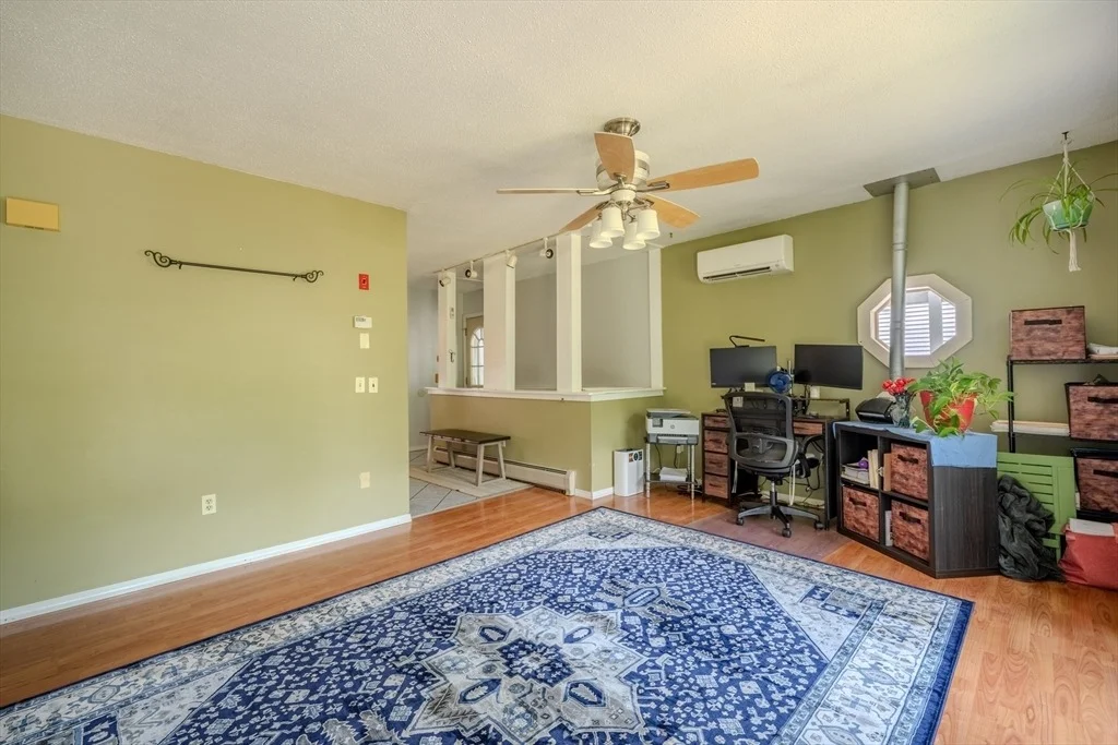 Photo of 71 Webber Rd
