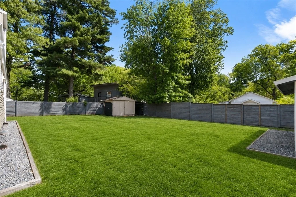 Photo of 149 Oak St