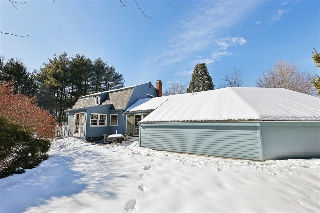 Photo of 82 Old Bolton Rd