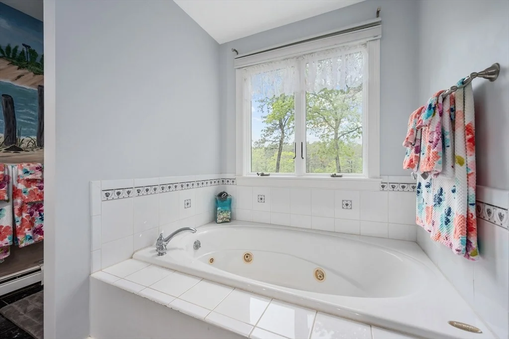 Photo of 35 Bayshore Dr