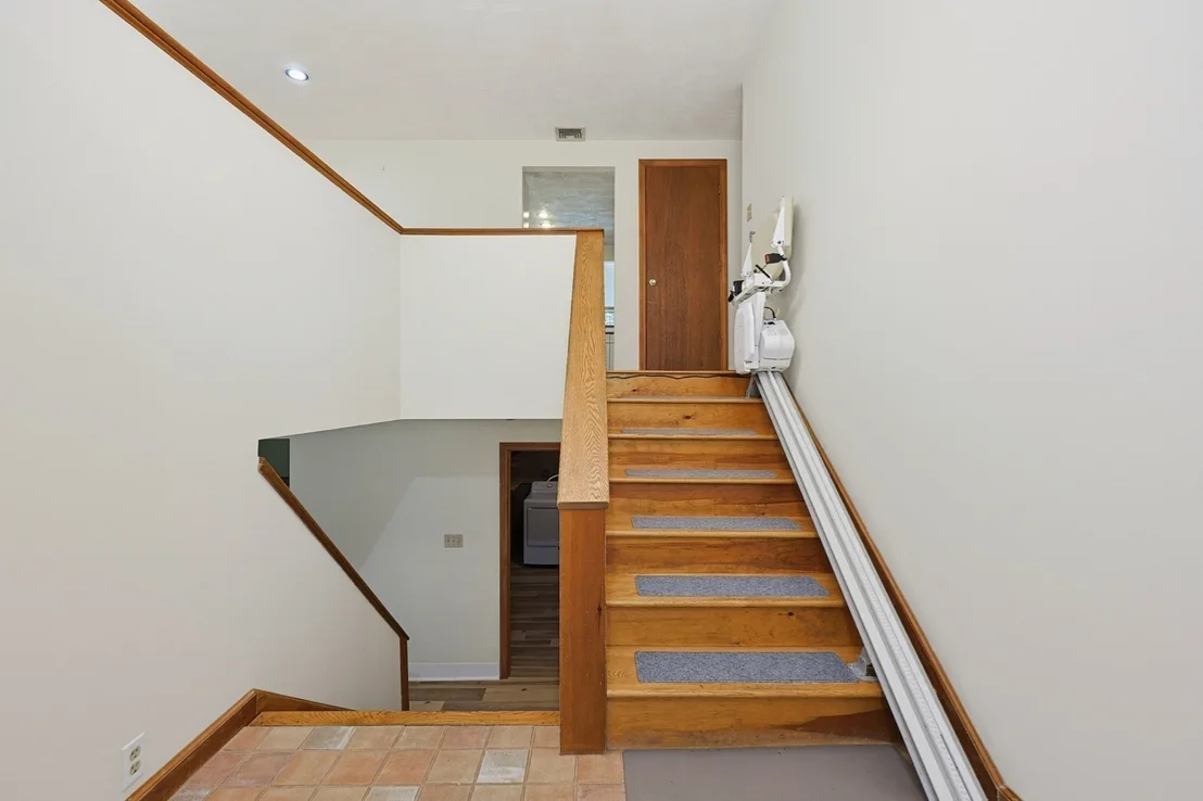 Photo of 109 Davis Road