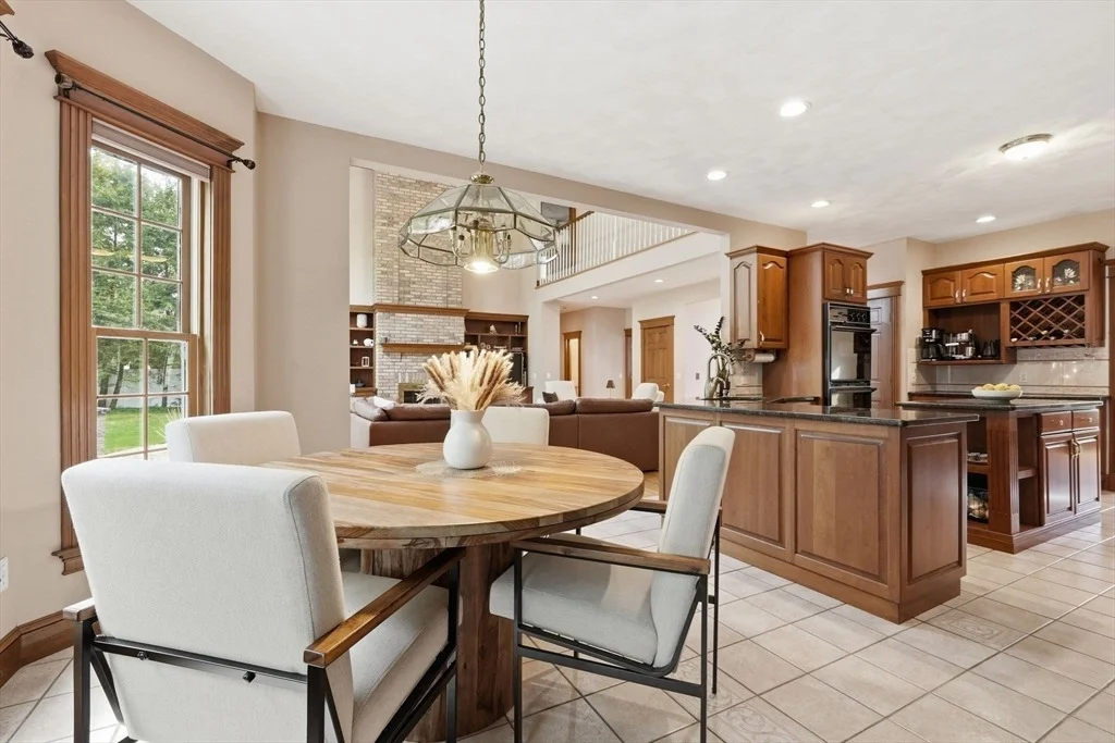 Photo of 42 Gary Dr