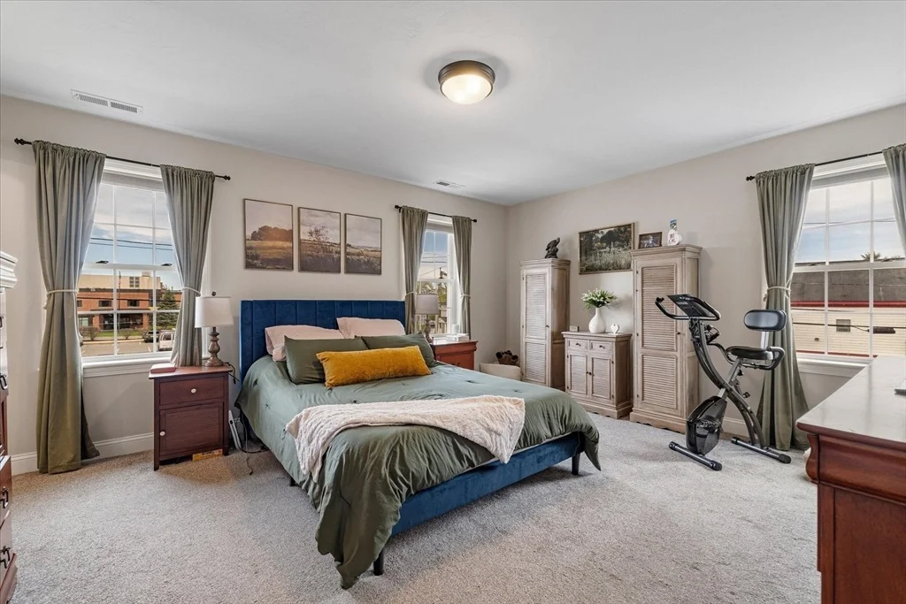 Photo of 200 Greeley St