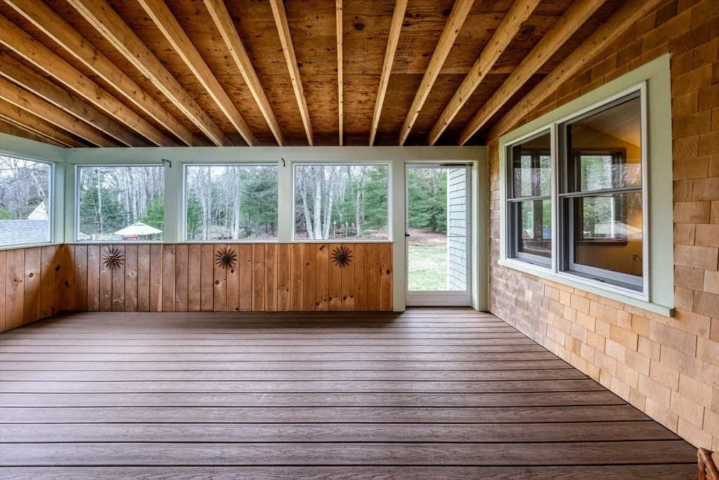 Photo of 49 Great Hill Dr
