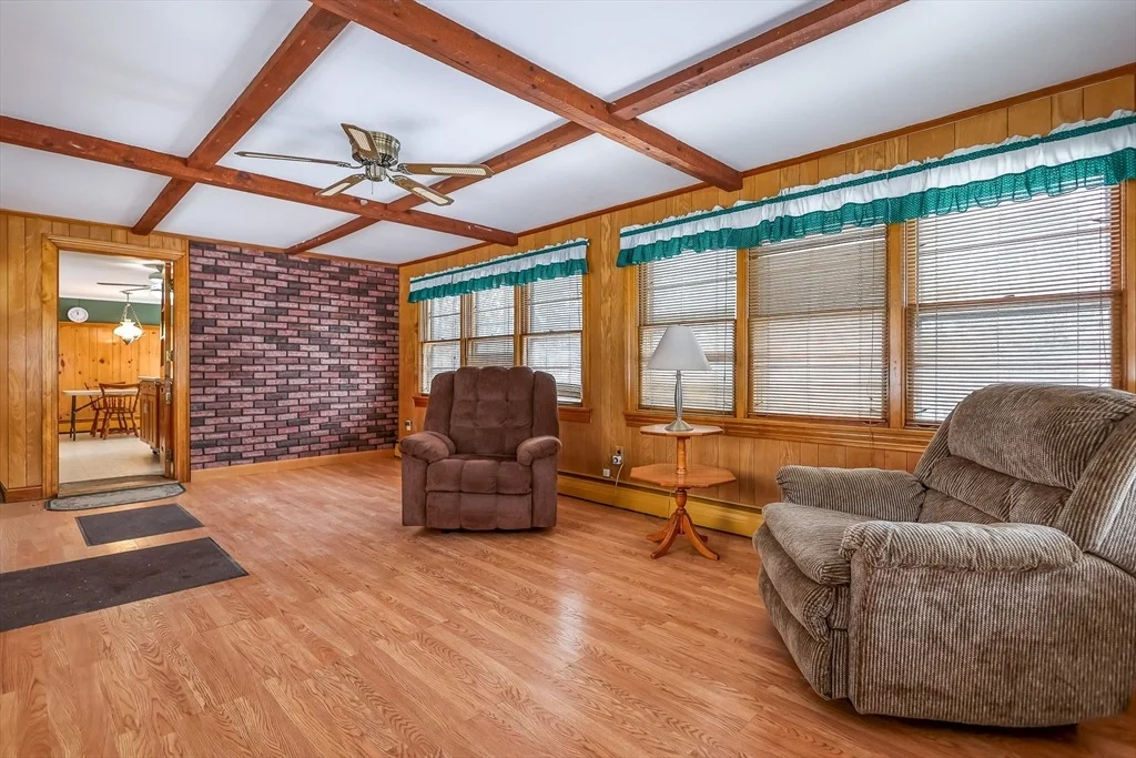 Photo of 252 Pelham