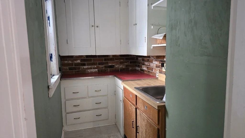 Photo of 35 Arbutus Road