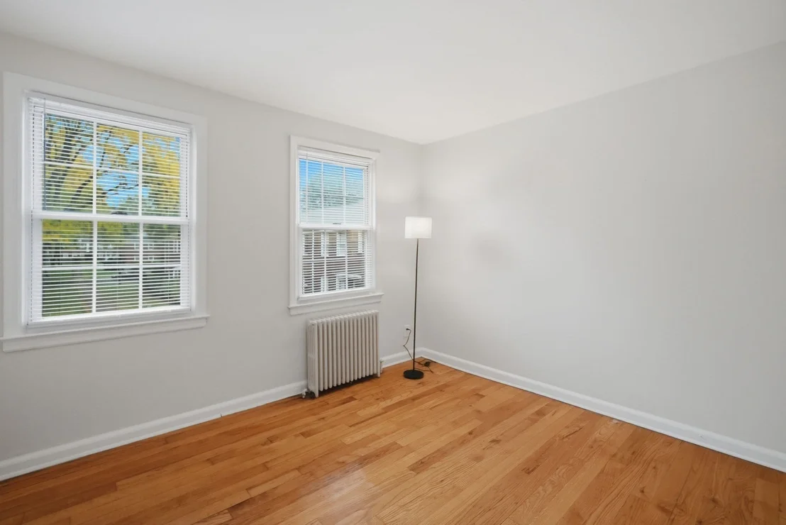 Photo of Unit 2A at 467 Cold Spring Avenue