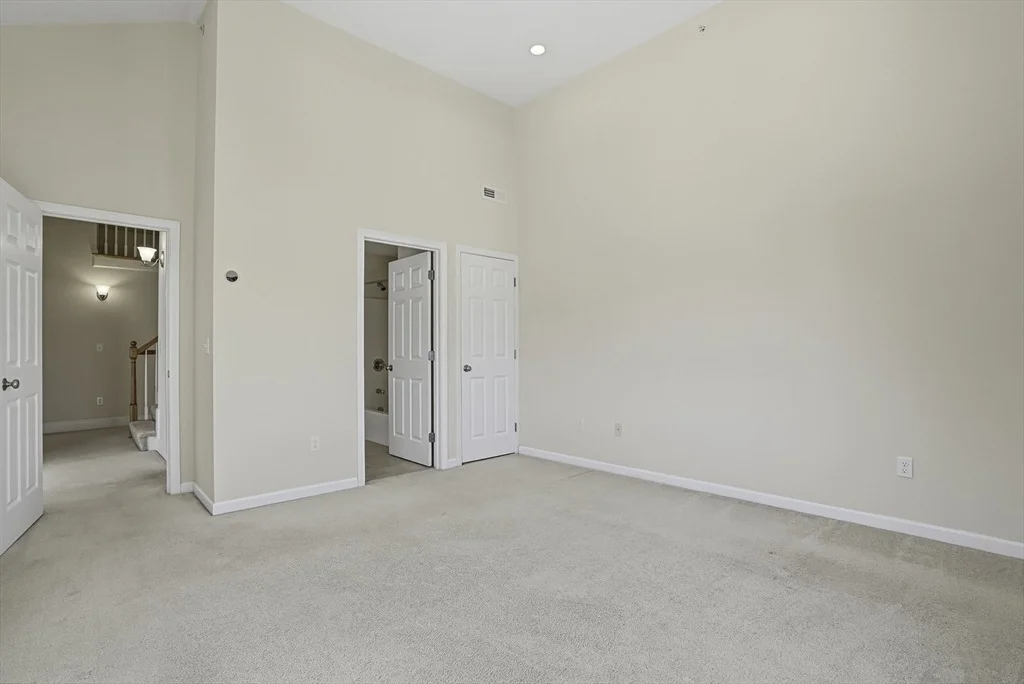 Photo of Unit 4 at 4 John Hancock Dr