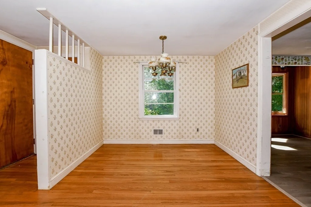 Photo of 27 Beach Street