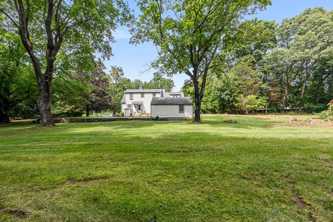 Photo of 89 Bay State Rd