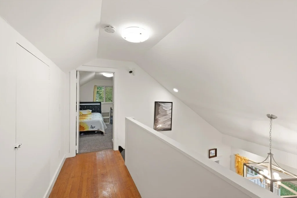 Photo of 10 Minthorne St