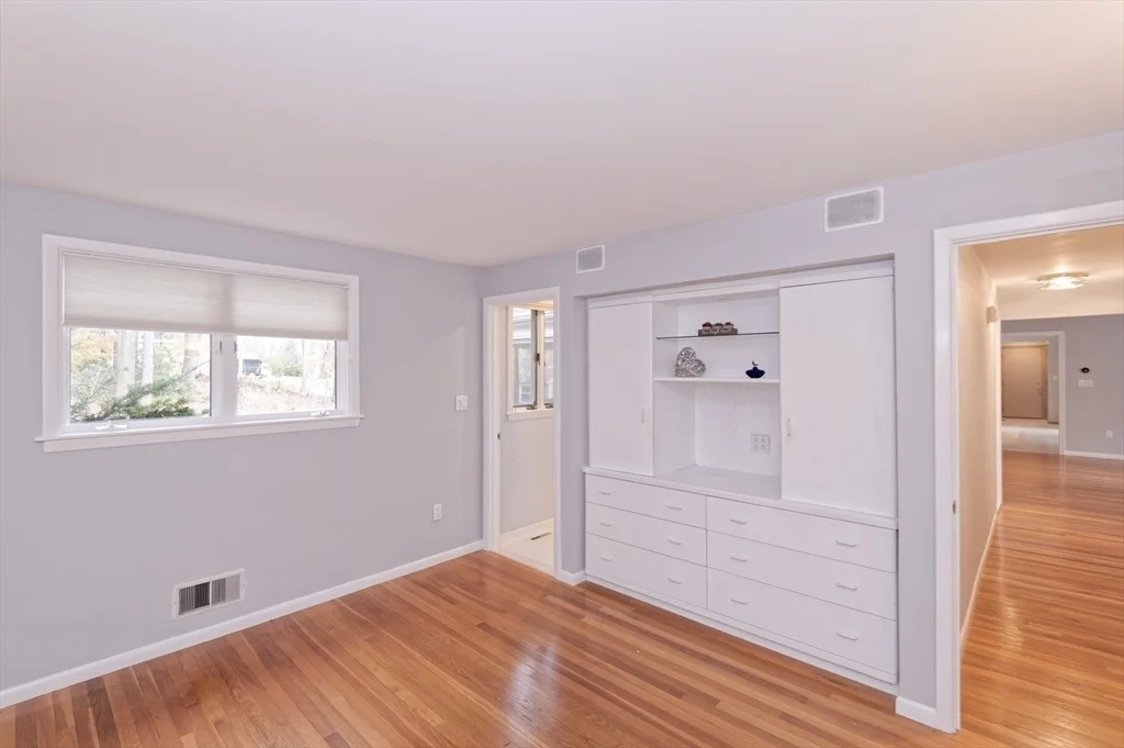 Photo of 1 Brookvale Rd