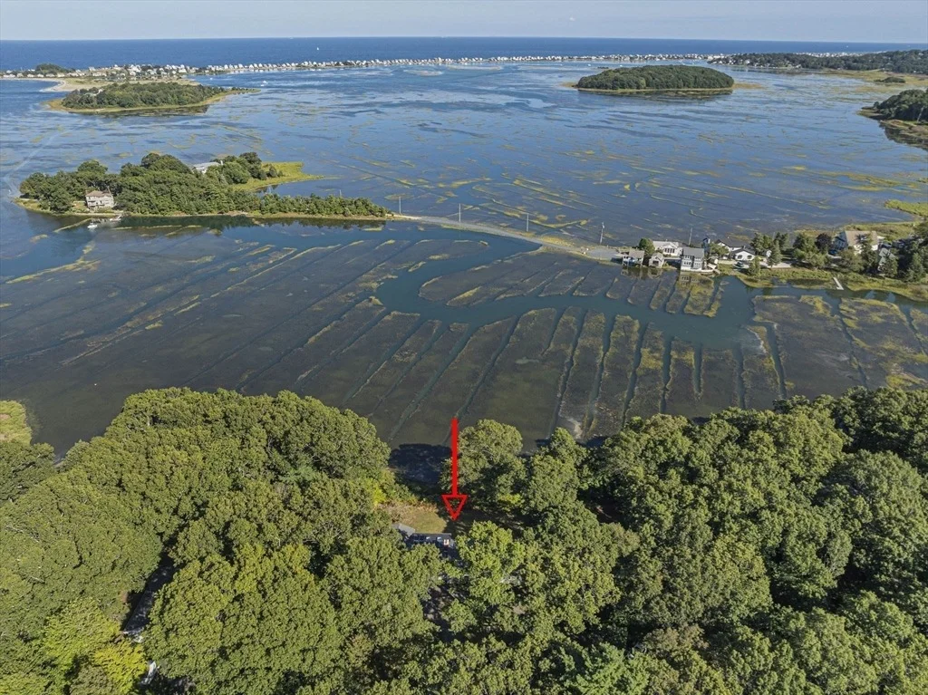 Photo of 110 Damon's Point Road