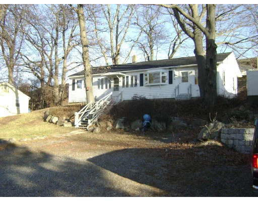 Photo of 7 Loma Dr